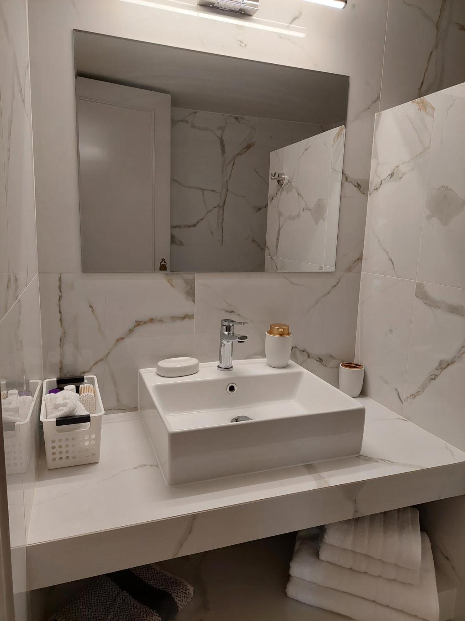 אתונה Bmv Apartments מראה חיצוני תמונה